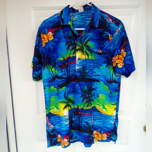 SHIRT MAN UNBRANDED SIZE MEDIUM Vibrant Tropical Hawaiian Shirt - Picture 4 of 6